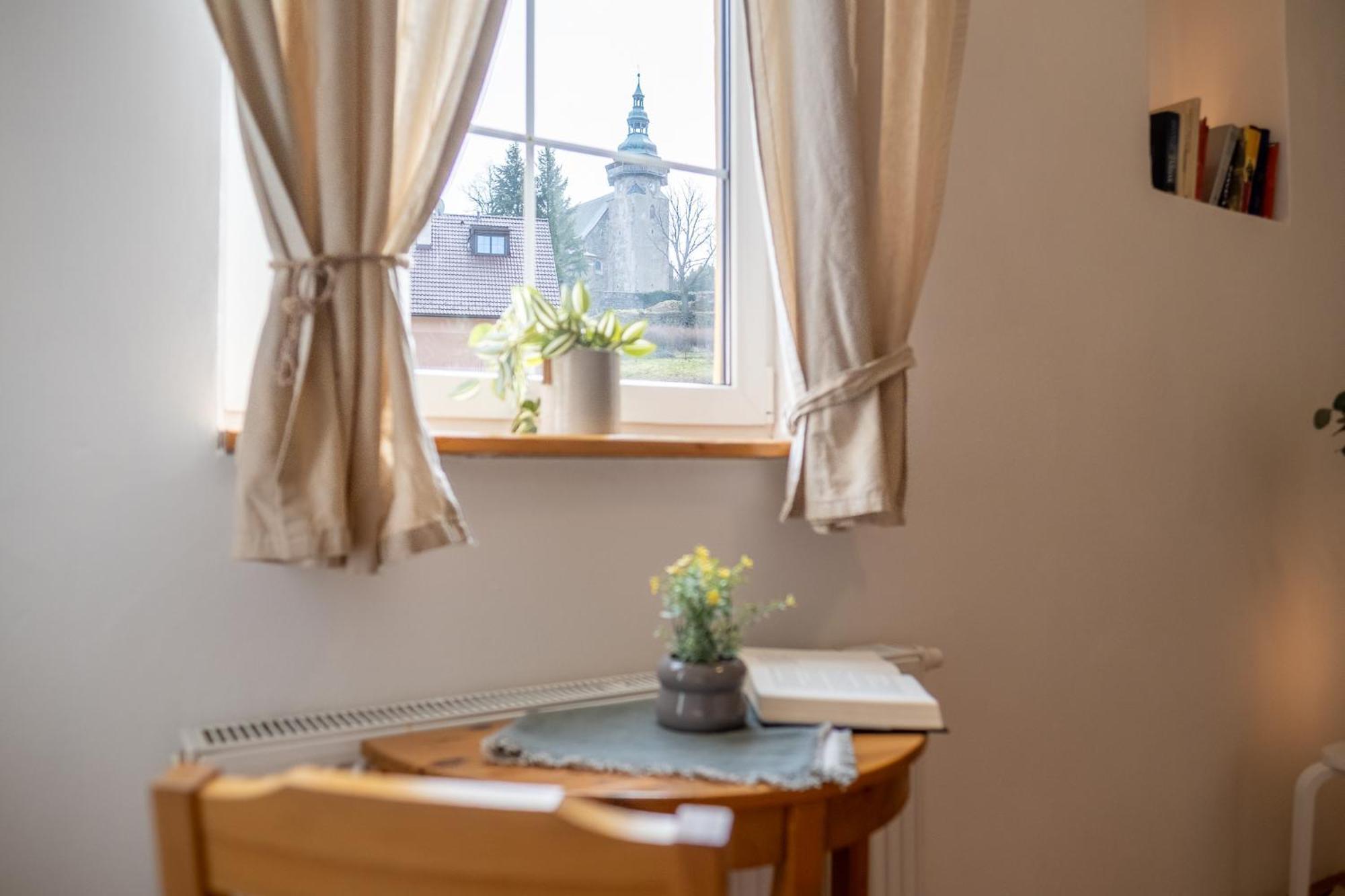 U Stare Cesty Hotel Horni Slavkov Bagian luar foto