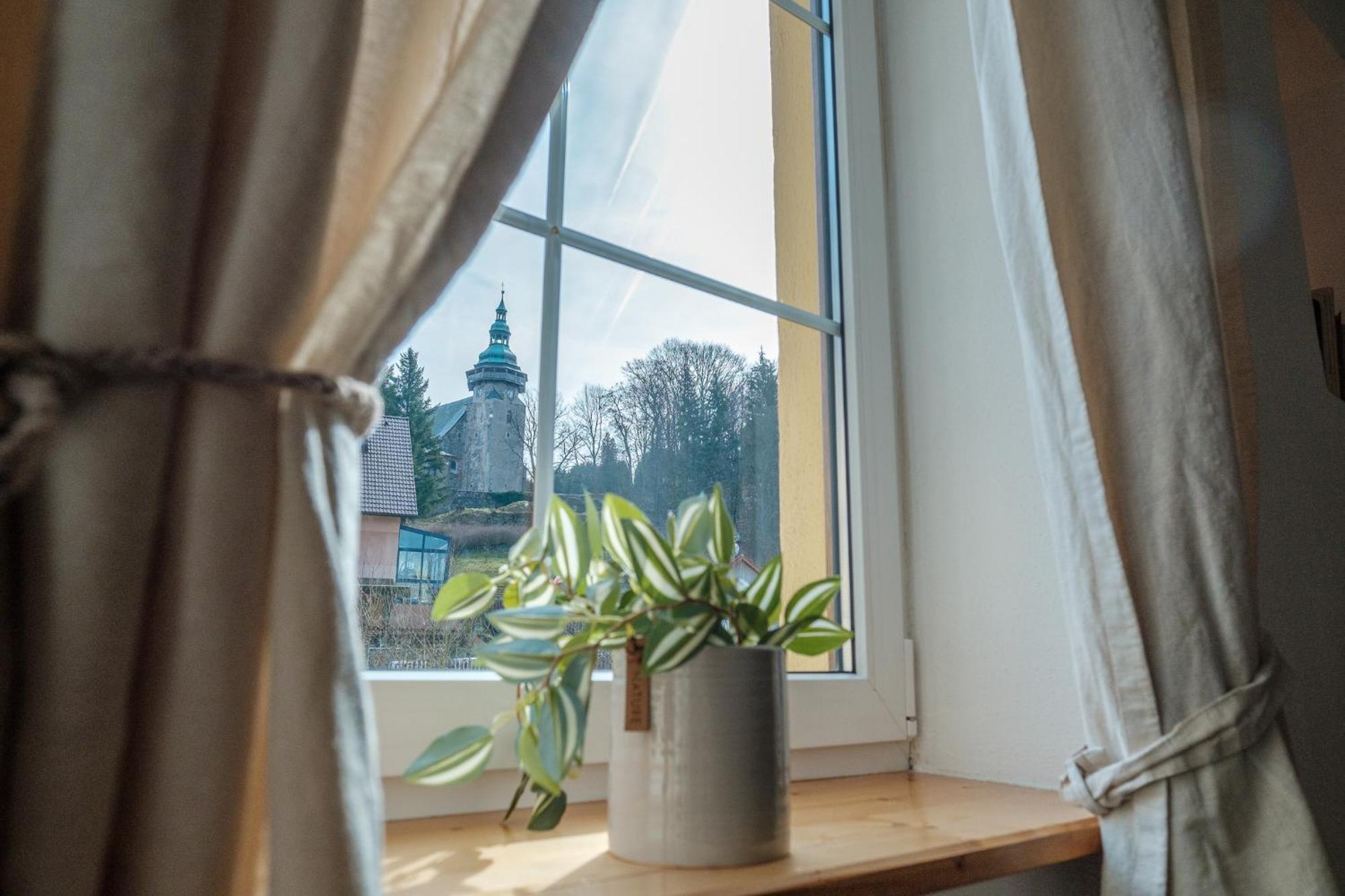 U Stare Cesty Hotel Horni Slavkov Bagian luar foto