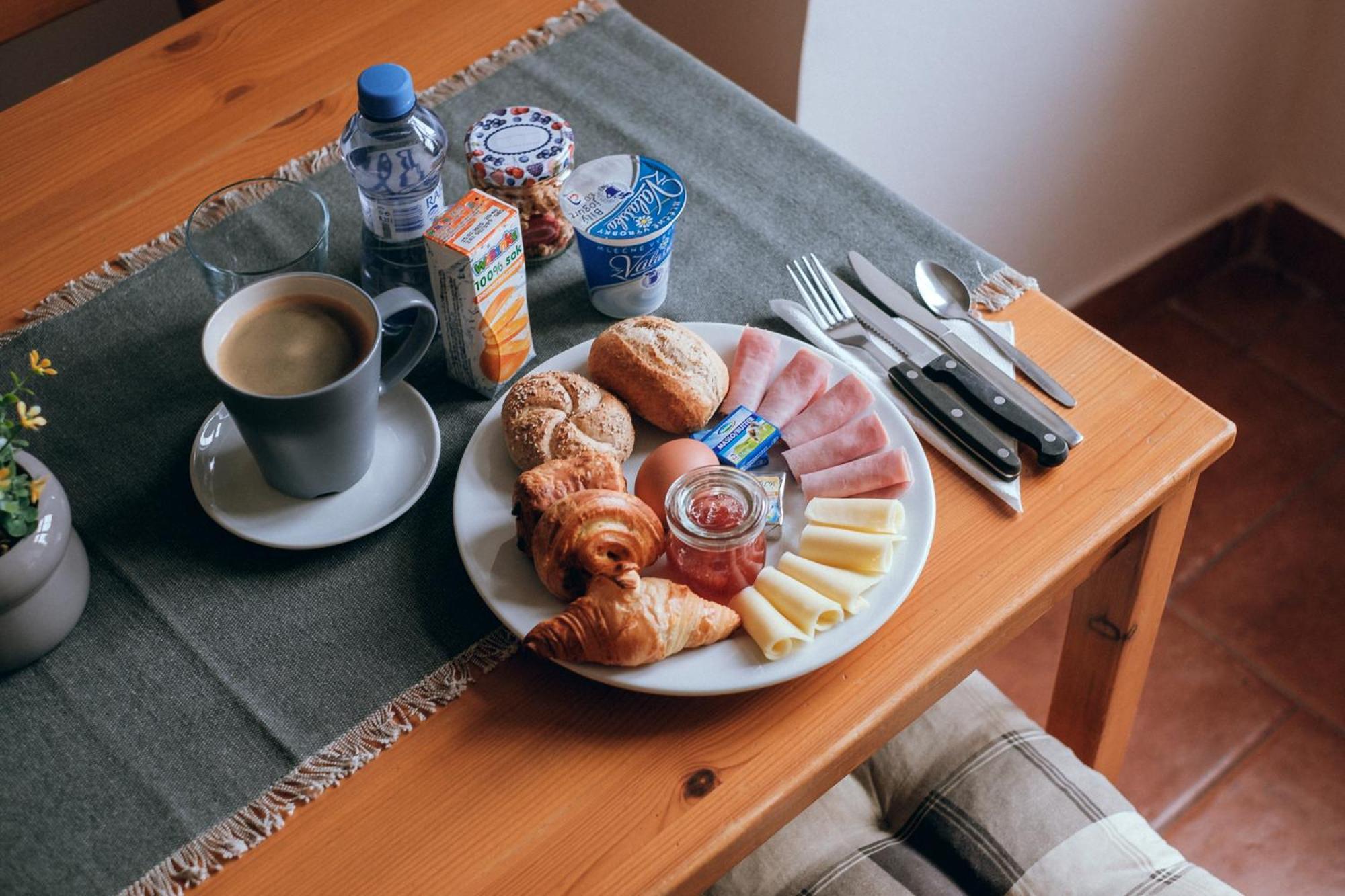U Stare Cesty Hotel Horni Slavkov Bagian luar foto